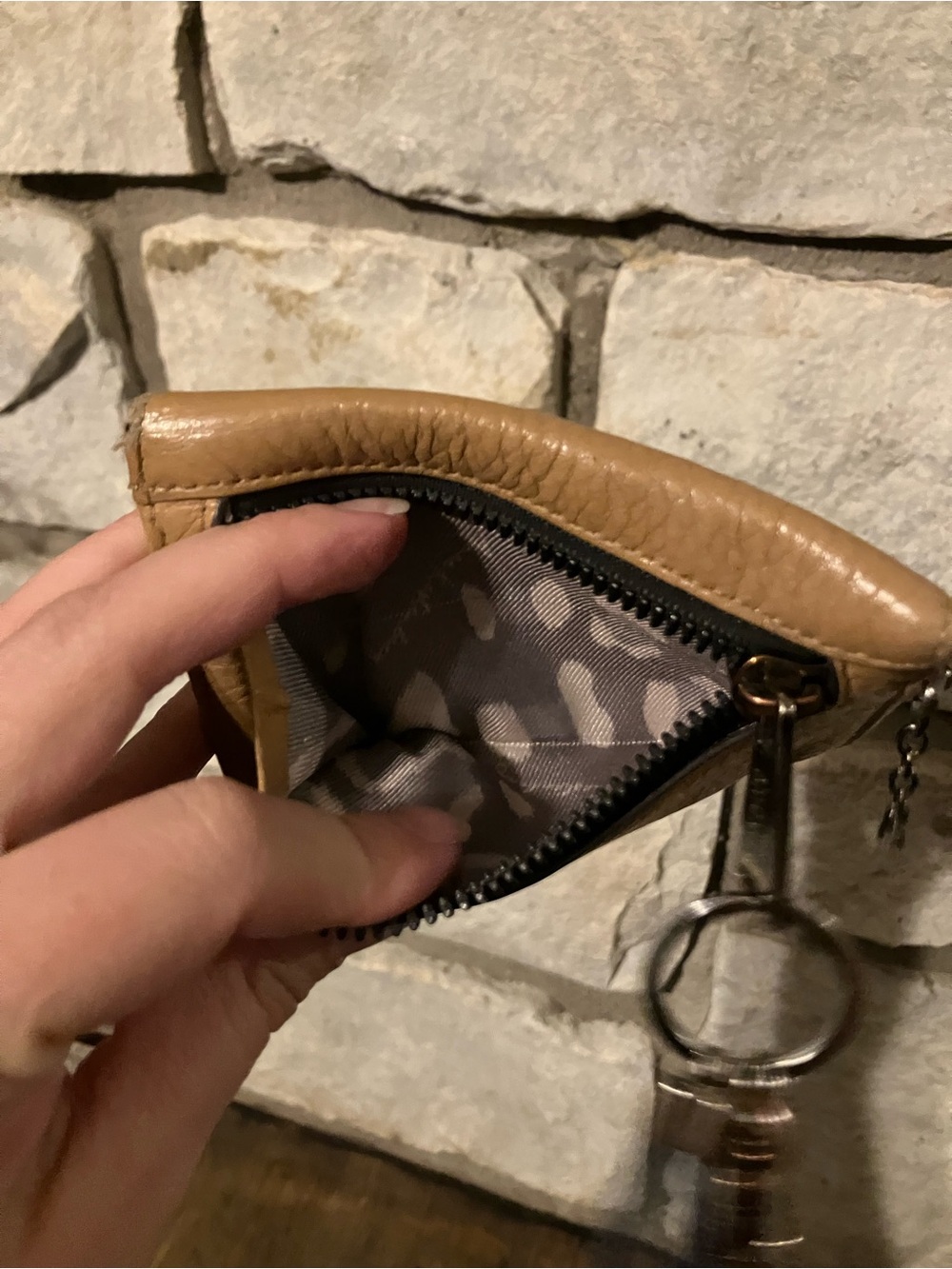 Aimee Kestenberg Compact Tan Leather Key Card Wallet - Picture 4 of 6